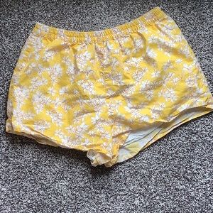 Honey Punch floral shorts